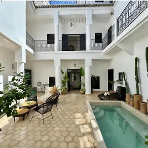  Riad 27 & Entierement Privatise